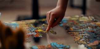 Wie man Holzpuzzles von Unidragon aussicht und kauft