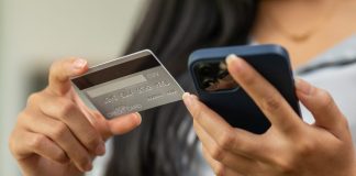 How mobile banking apps help operate bank accounts better?