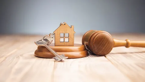 12 Ways to Find Hidden Treasures at Estate Auctions